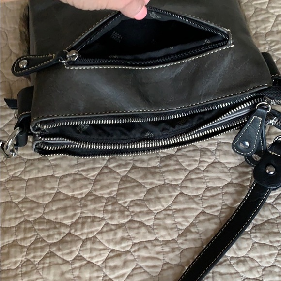 NWOT “Coco + Carmen” Purse leather & faux fur - Picture 5 of 7